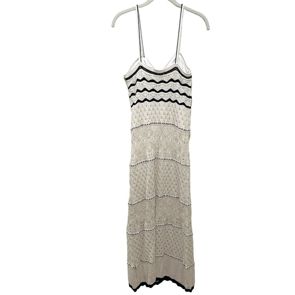 NWT Olive & Oak Crochet Maxi Dress, Size Medium Summer - Picture 9 of 16